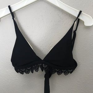 Bikini with lace detail
